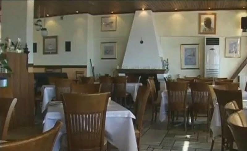 Iniohos Hotel Дельфы Экстерьер фото